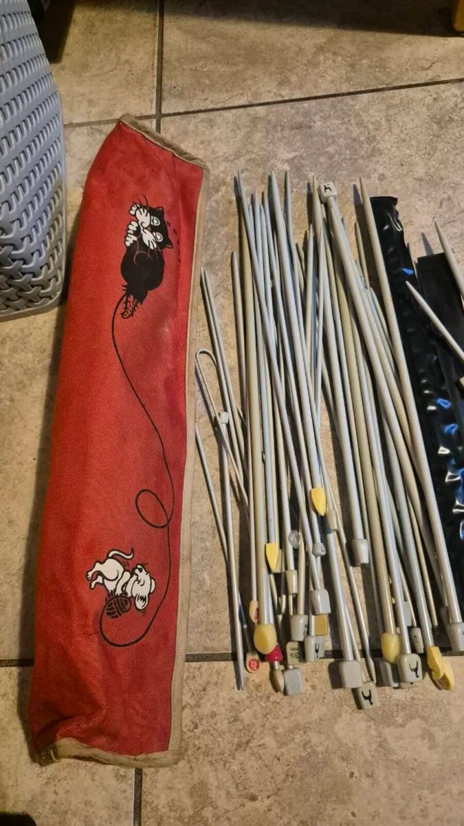 Knitting needles - Image 2