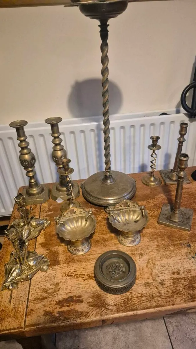 Classic vintage old brass ornaments - Image 1