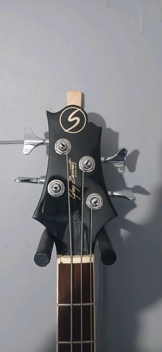 Bass Guitar - Image 3