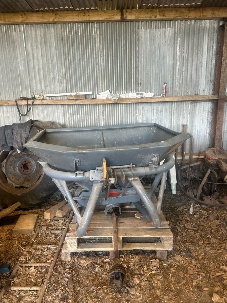 Spreader - Image 2