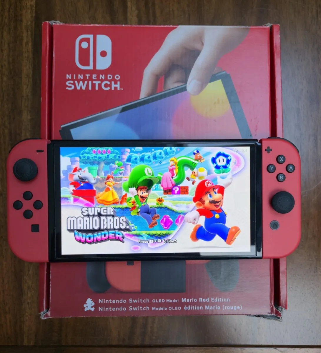 Nintendo Switch Oled Mario Red Edition + Wonder - Image 2