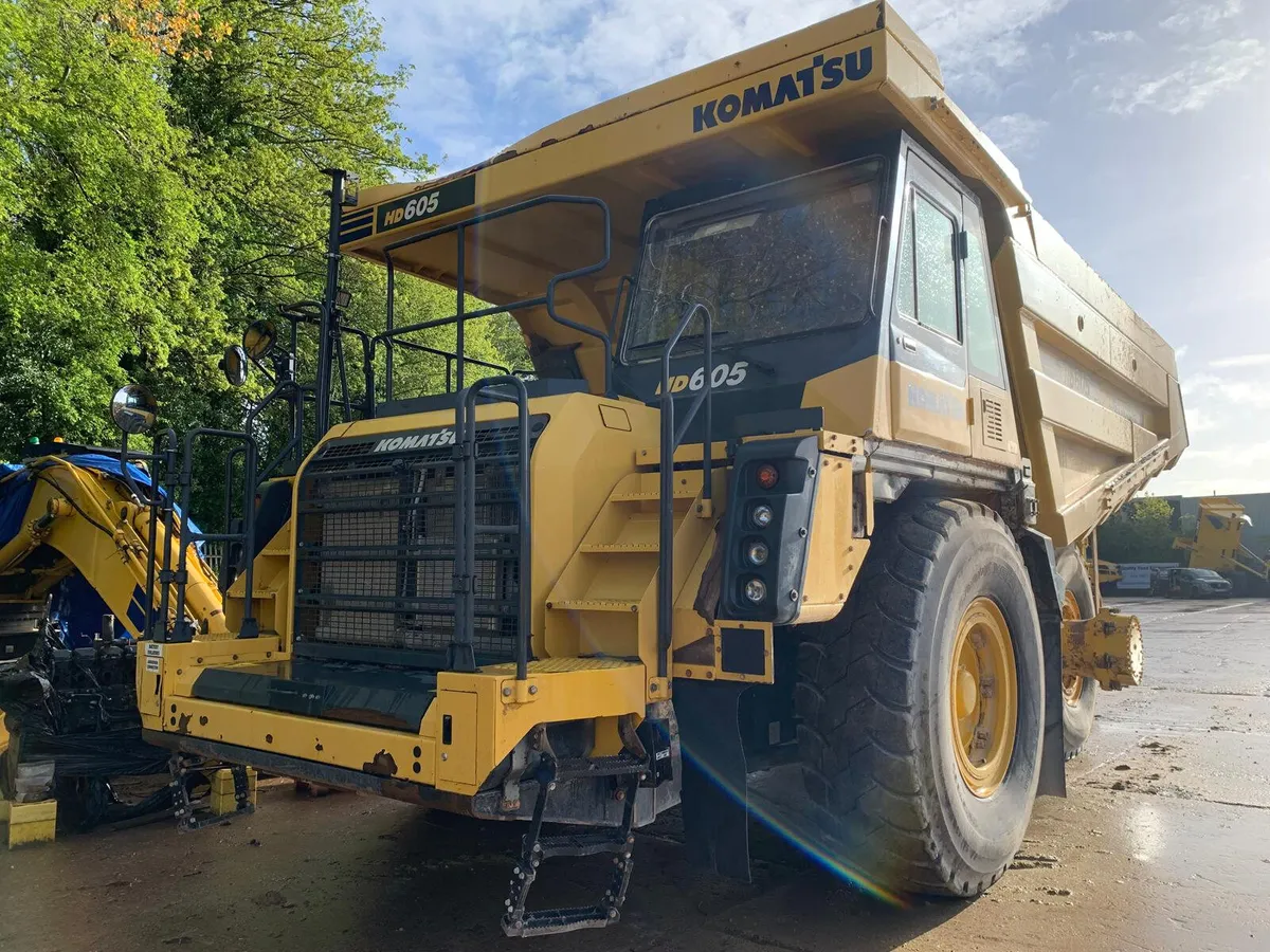 Komatsu HD605 Hauler - Image 2