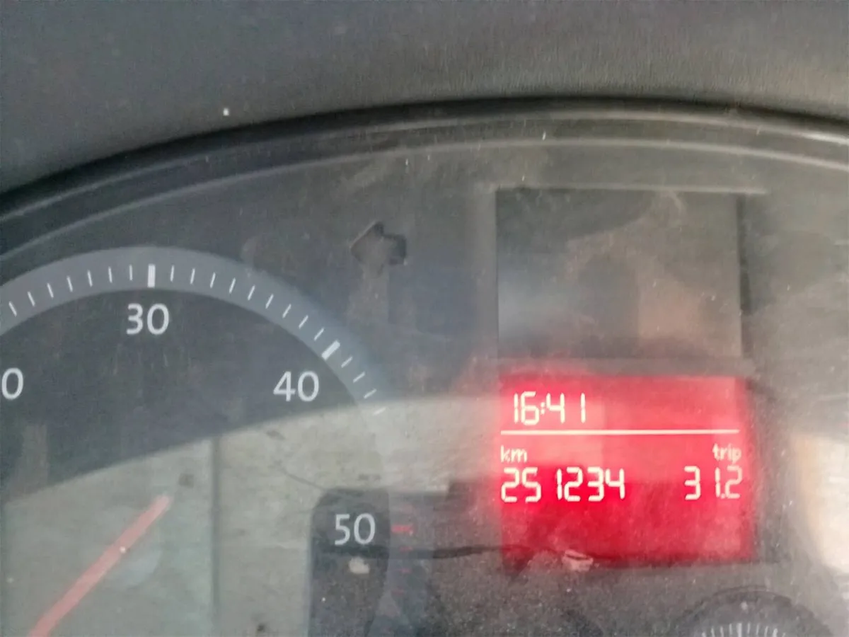 Tdi 05 1.9 caddy van for sale - Image 3