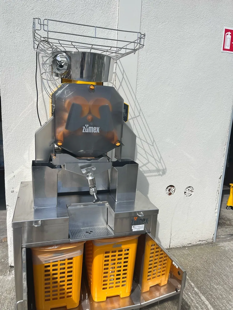 Zumex ...Speed Pro Self Service Juicer - Image 1