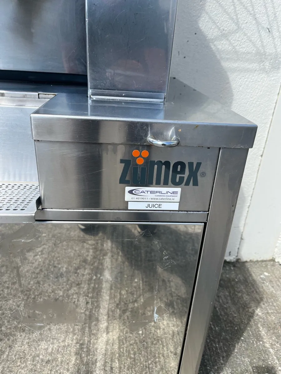 Zumex ...Speed Pro Self Service Juicer - Image 2