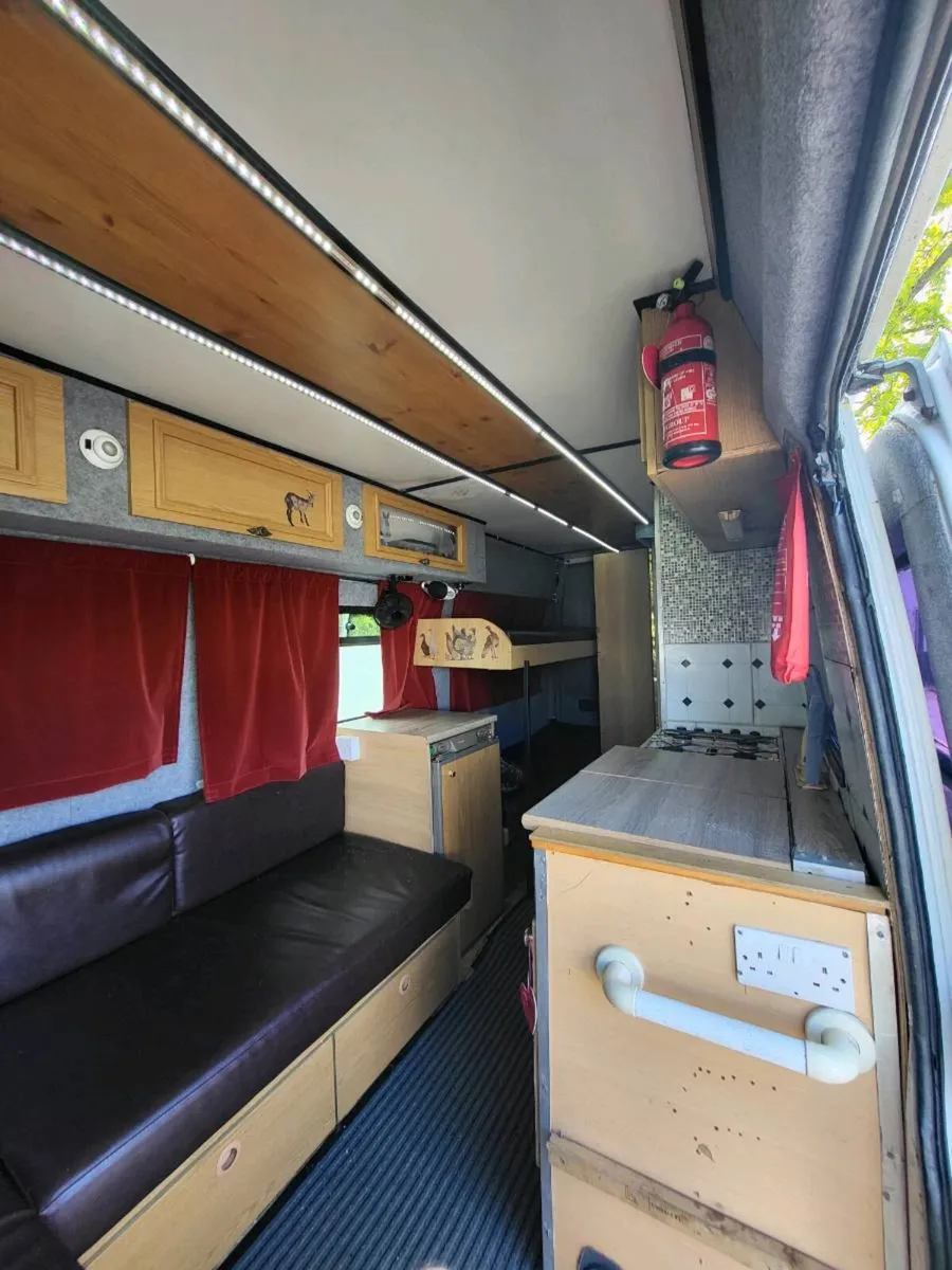 Volkswagen Campervan - Image 4