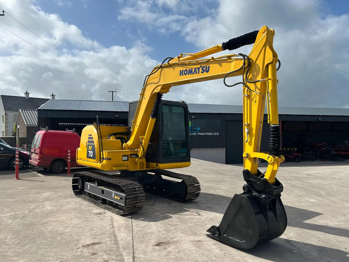 2017 Komatsu PC 70-8 - Image 3