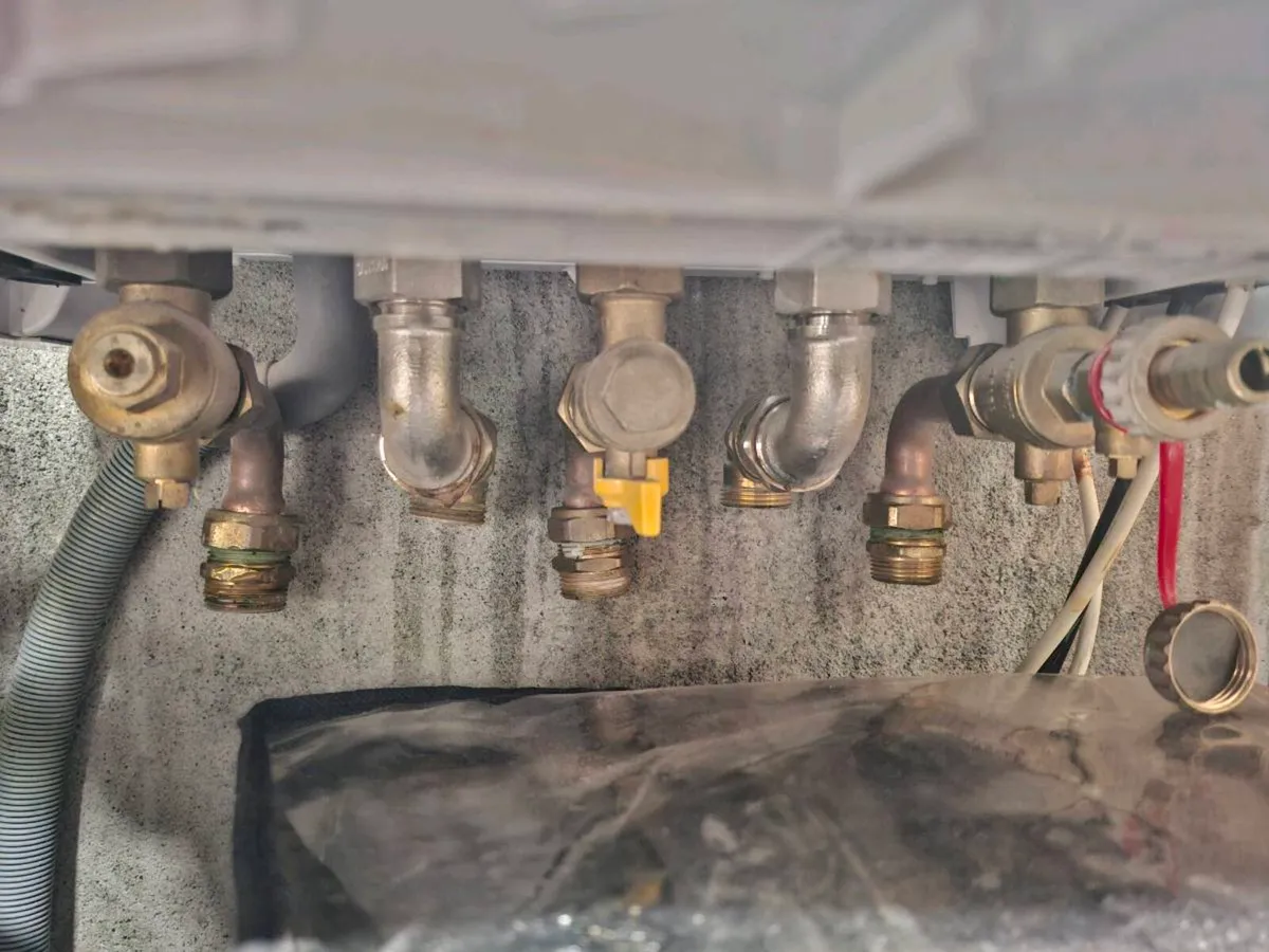 Viessmann Gas Boiler - Image 4