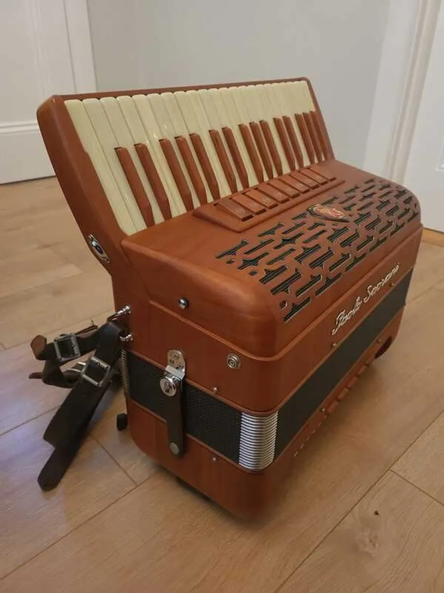 Paolo Soprani Wood Folk IV Piano Accordion - Image 4