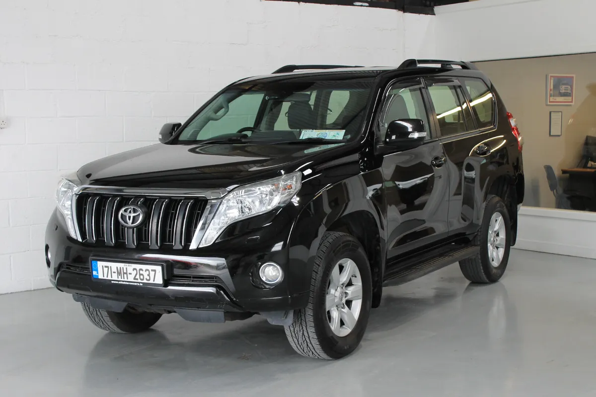 Toyota Land Cruiser 2017  Business 5 Seater Auto - Image 1
