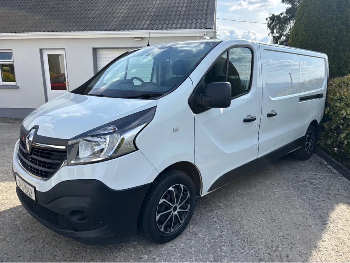 Renault Trafic LL30 ENERGY DCI 120 BUSINESS P - Image 2