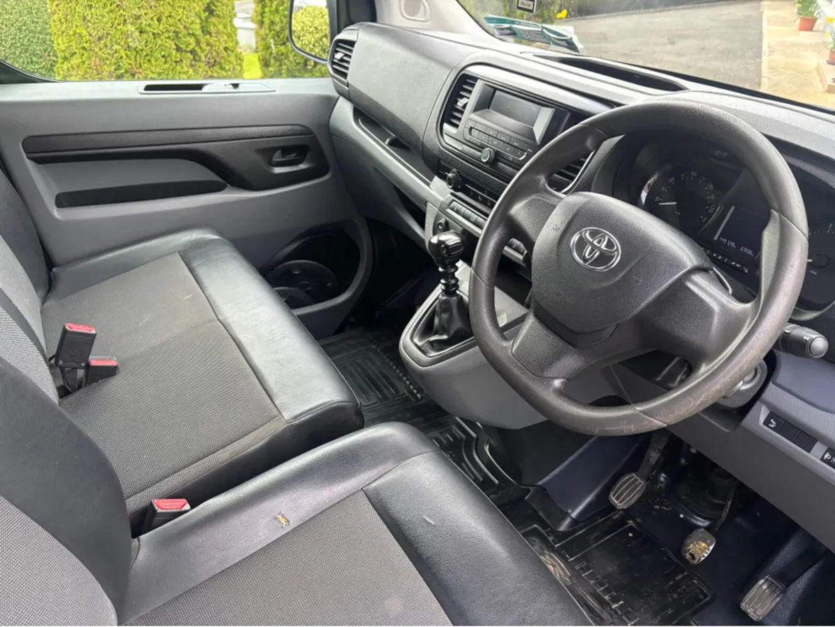 Toyota Proace 2.0 120BHP GX LWB 12 MONTHS WARRANTY - Image 3