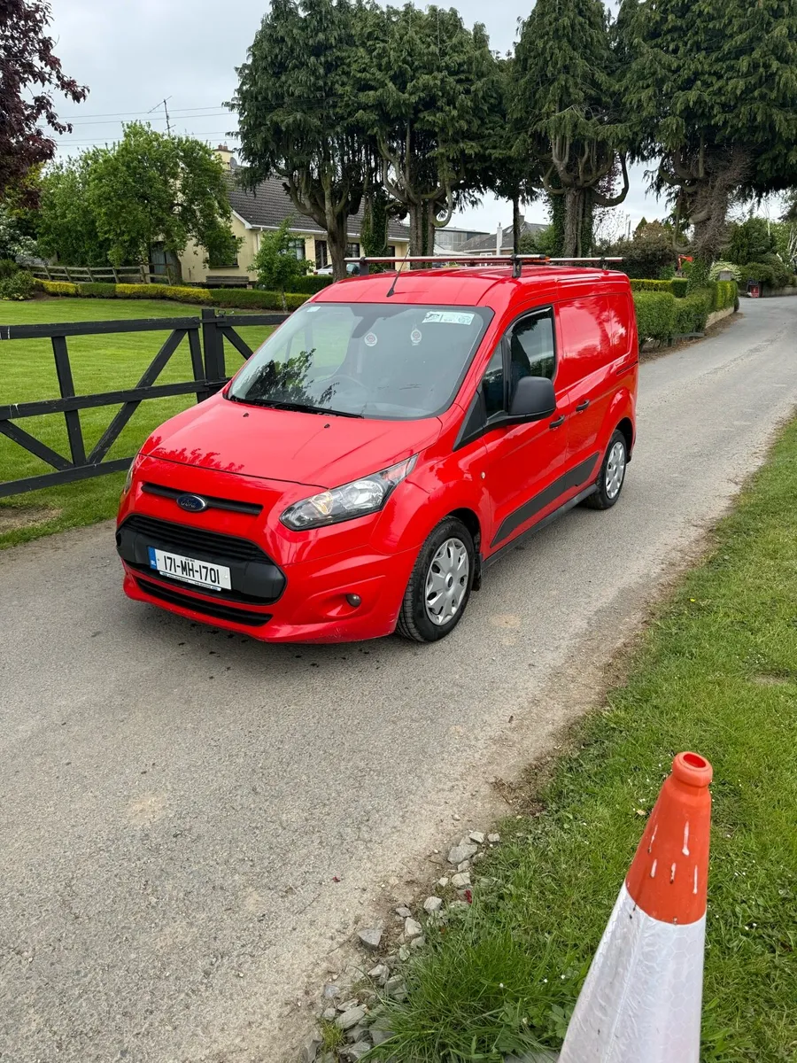 2017 (171) Ford transit connect - Image 1