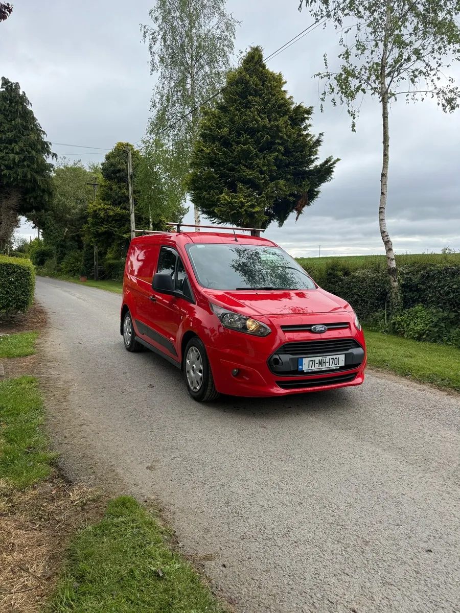 2017 (171) Ford transit connect - Image 2