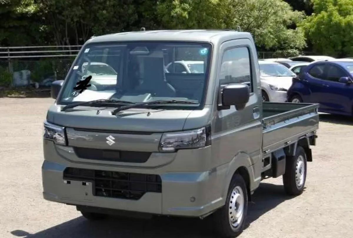 2026 New Model Suzuki Carry 4WD - Image 2