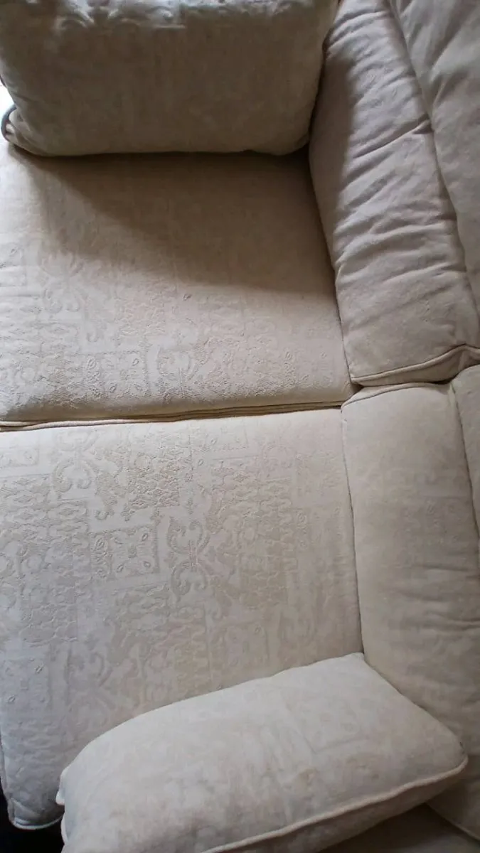 2 Seater Off White Sofa - Image 2