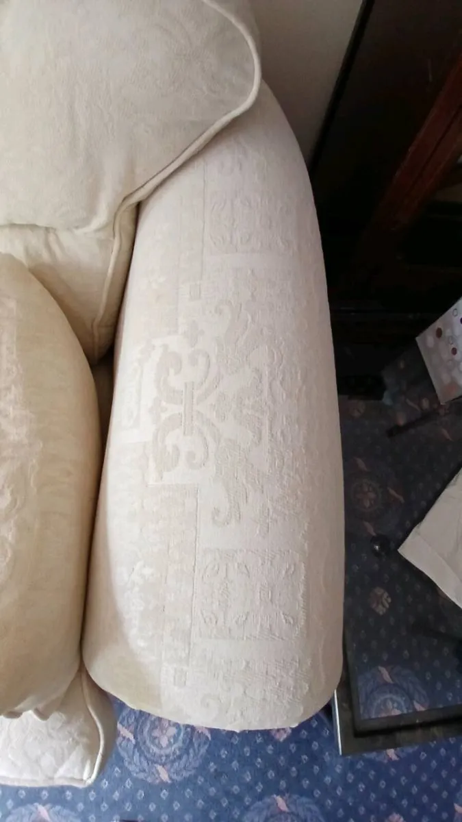 2 Seater Off White Sofa - Image 3
