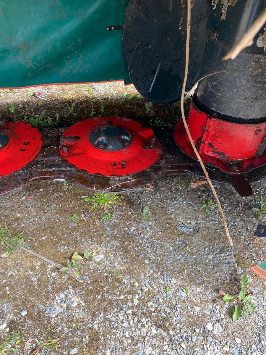 Kverneland 2840 M Mower - Image 2