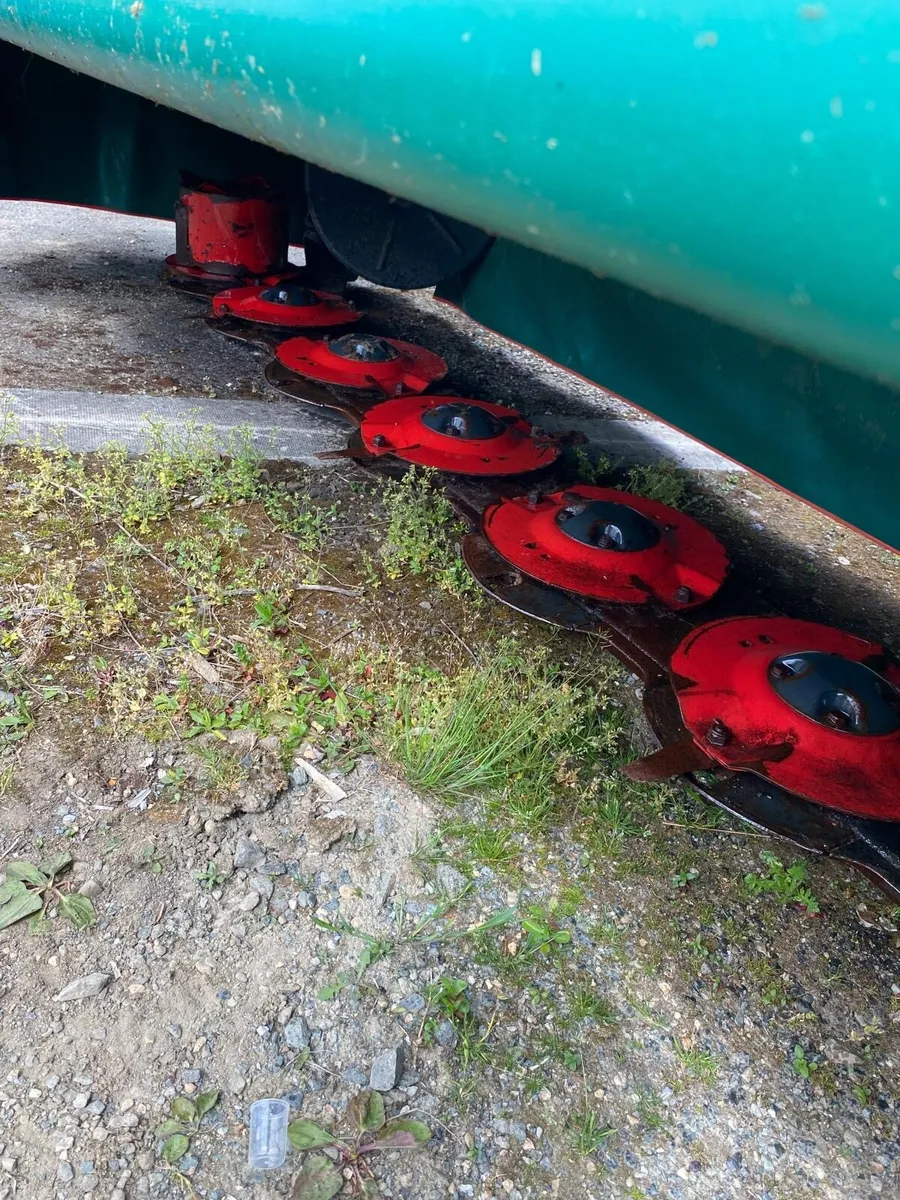 Kverneland 2840 M Mower - Image 3