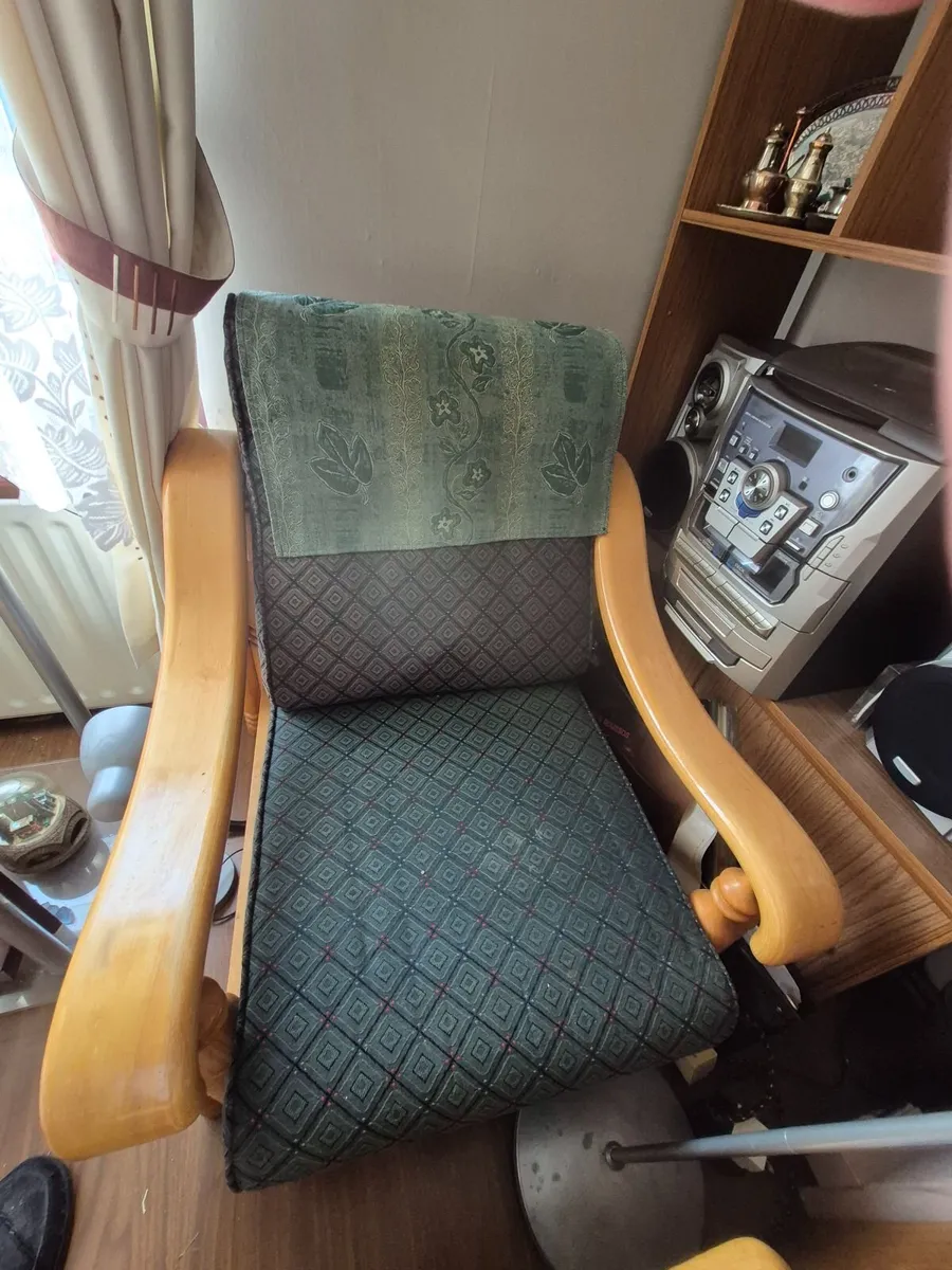 Suite of furniture - Image 2