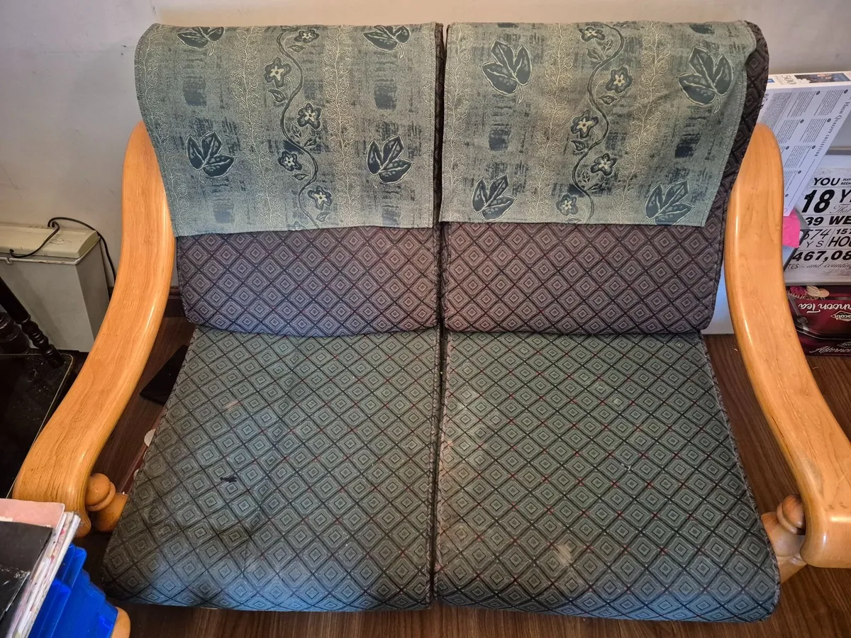 Suite of furniture - Image 3