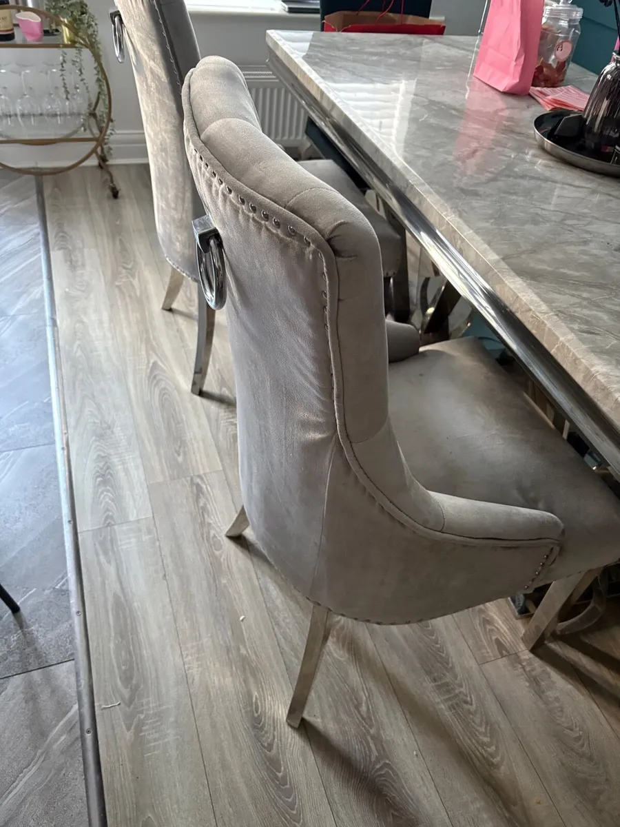 Ariana marble dining table set & 6 luxury chairs - Image 3