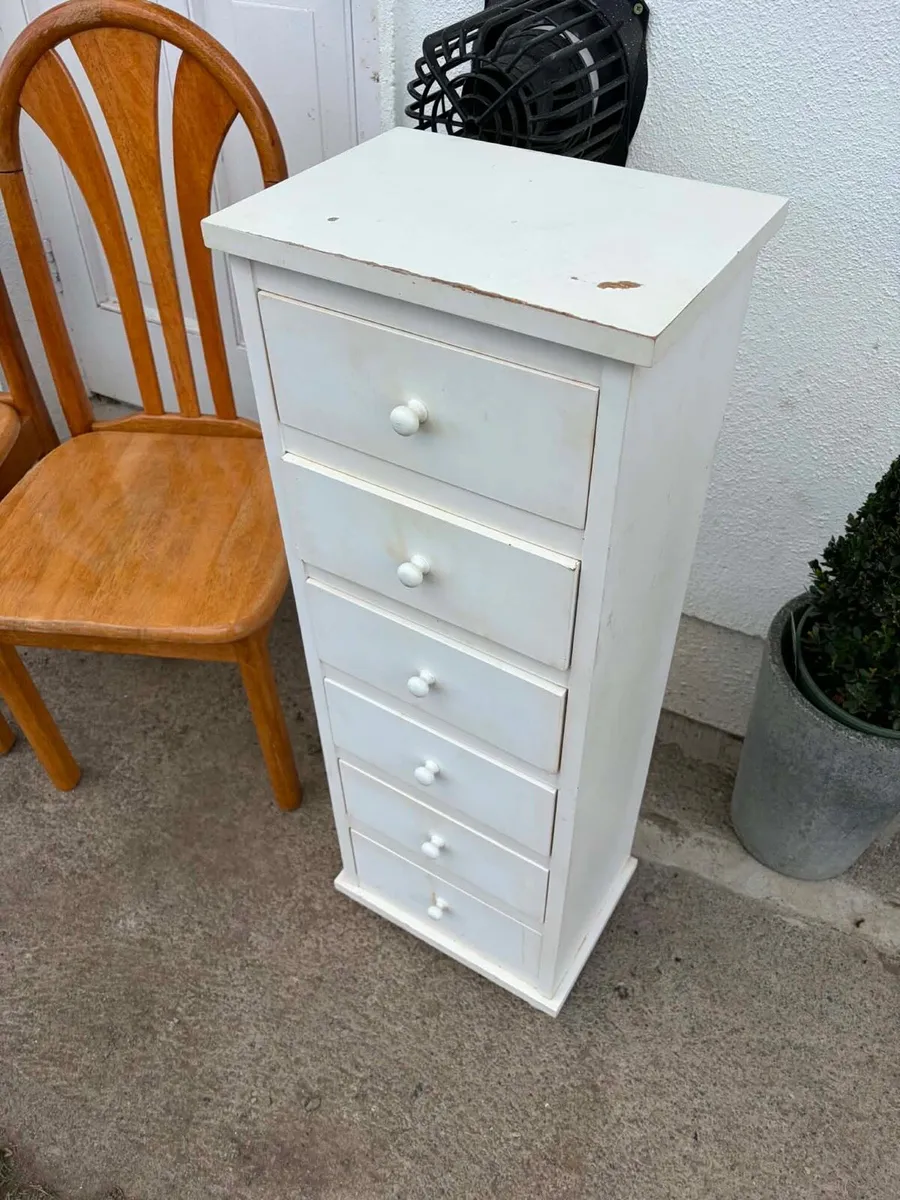 Chest of drawers / locker unit - Image 1