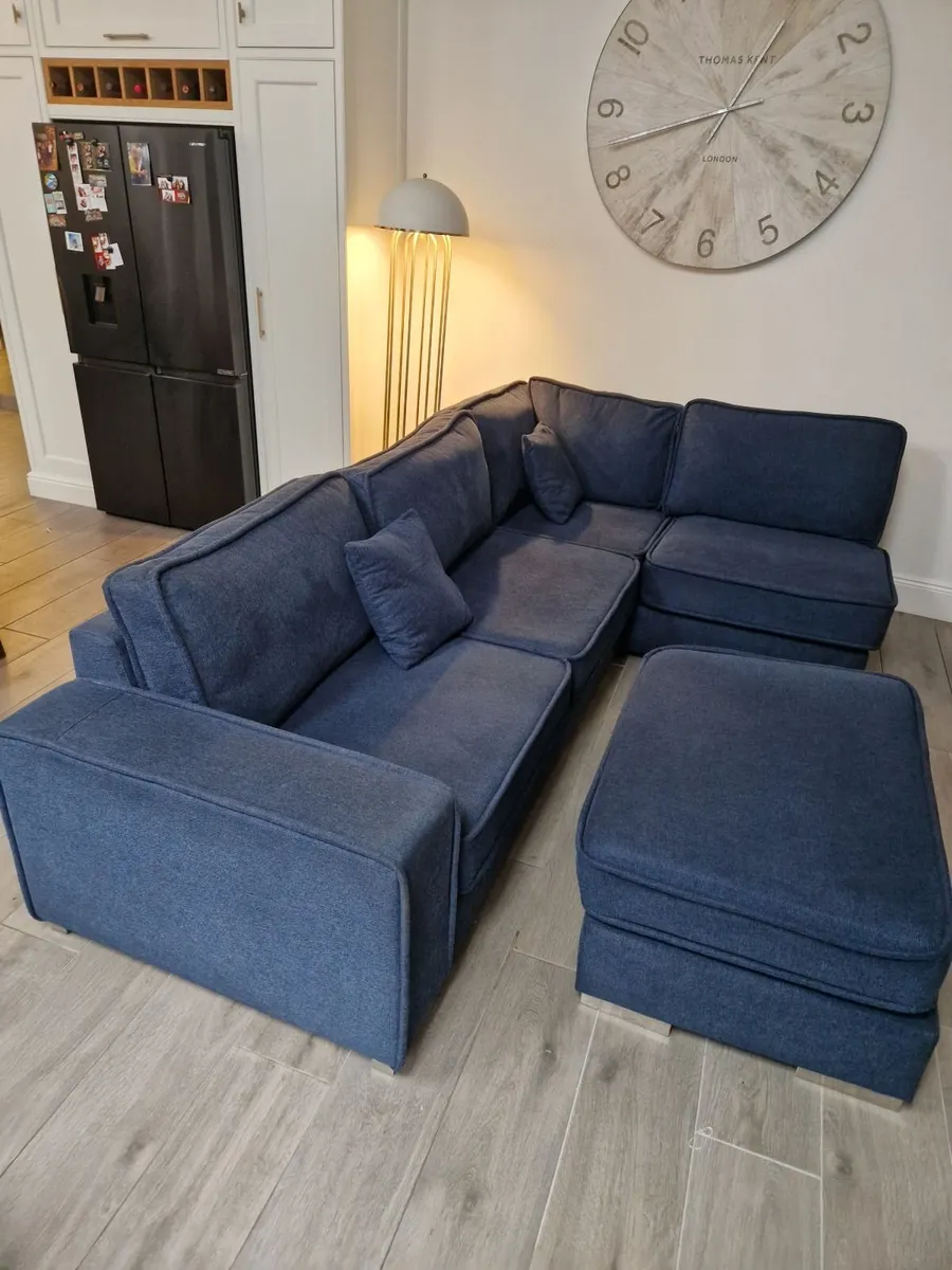 L shaped couch with pouf 3 months old - Image 2