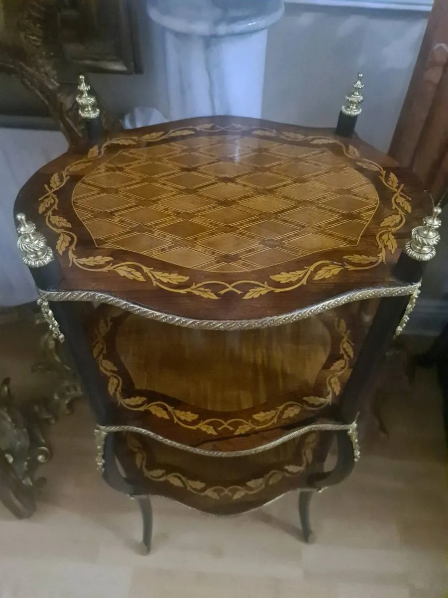 Antique etagere shipping 20 euros - Image 2