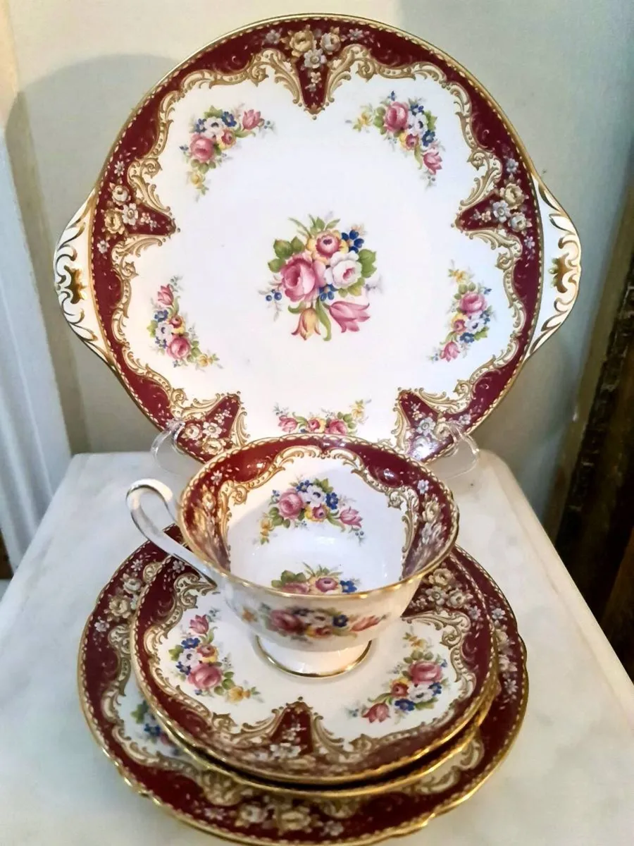 NO OFFERS Shelley collectors teaset - Image 3
