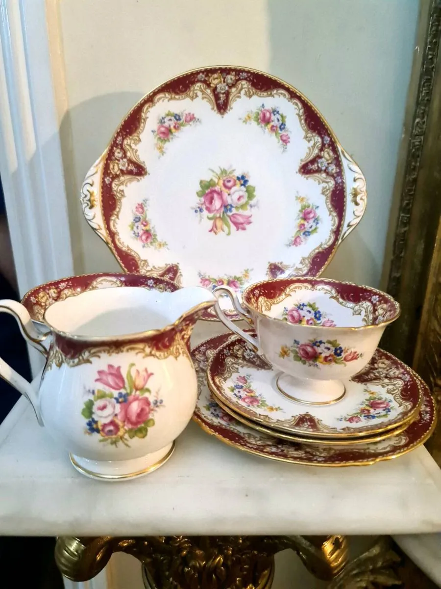 NO OFFERS Shelley collectors teaset - Image 4