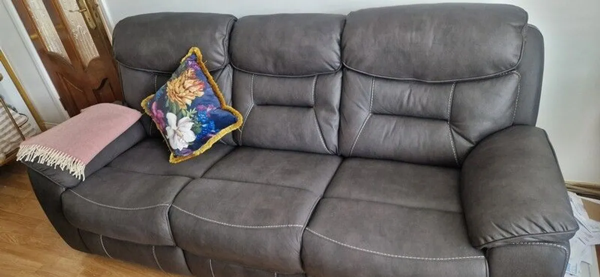 3 &2 Reclining sofa - Image 4
