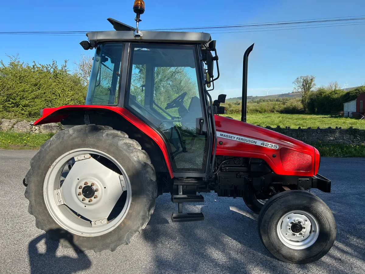 2000 Massey Ferguson 4235 2wd - Image 3