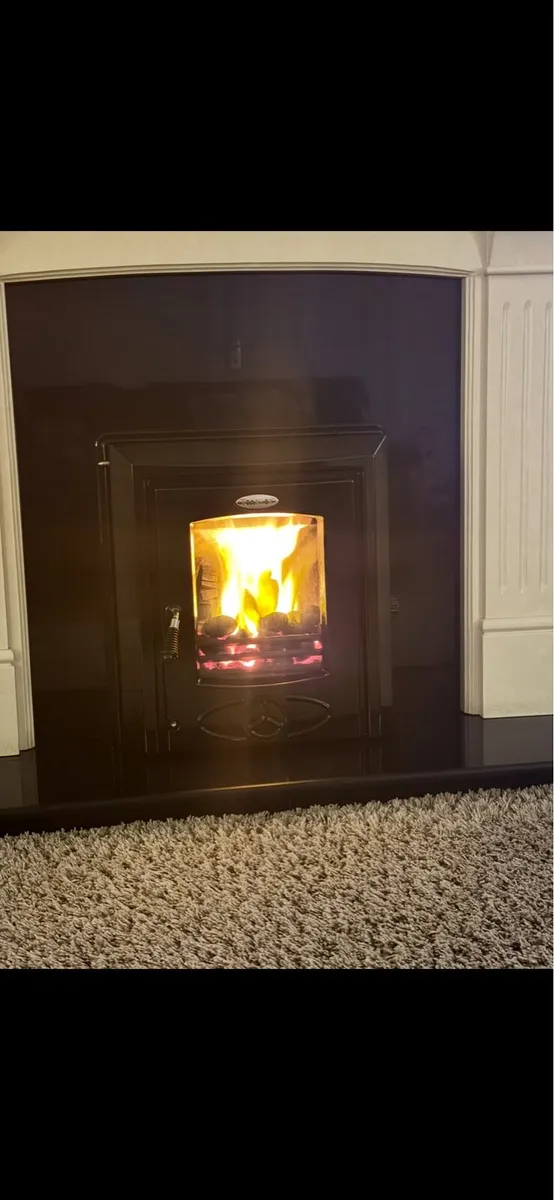 Stanley Stove, Marble fireplace and granite insert - Image 3