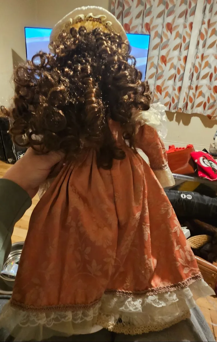 Vintage Large Collectable Victorian Doll - Image 3