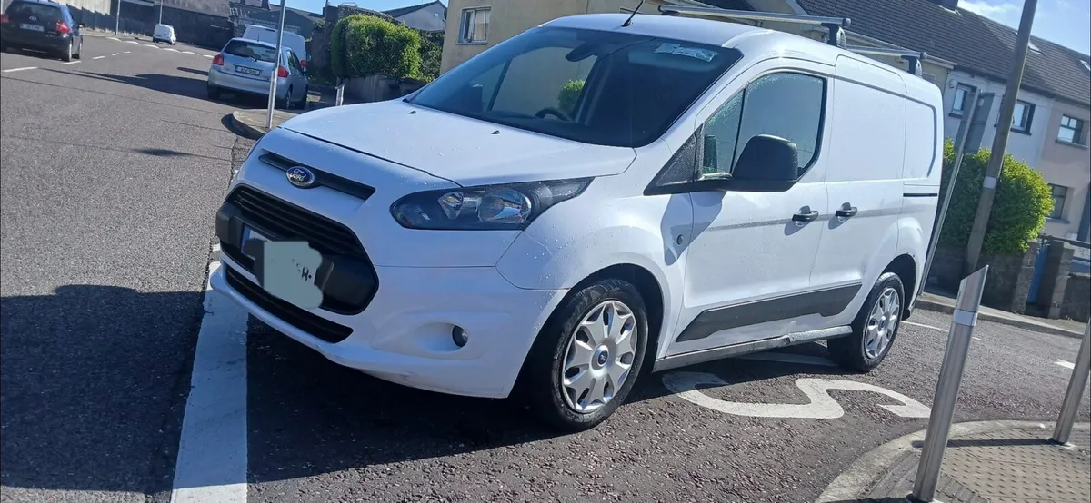 Transit connect 1.6 trend model 3 seater - Image 2