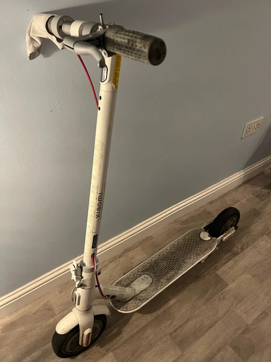 E SCOOTER XAOMI - Image 1