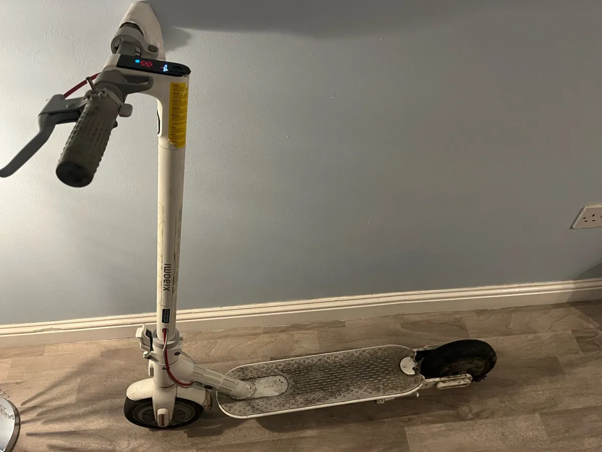 E SCOOTER XAOMI - Image 2