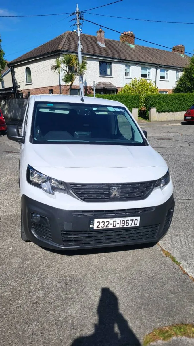 Peugeot Partner Active Plus 1.5 Blue HD - Image 4