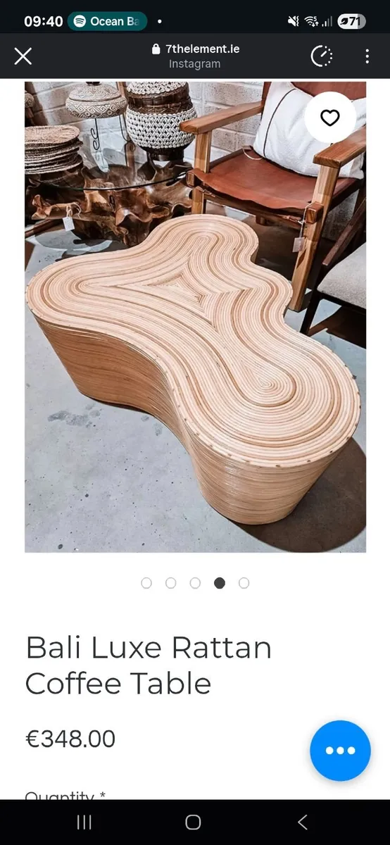 Rattan table living area - Image 4