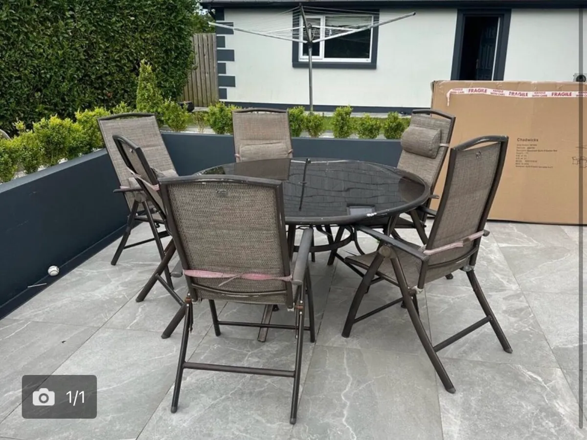 Patio set