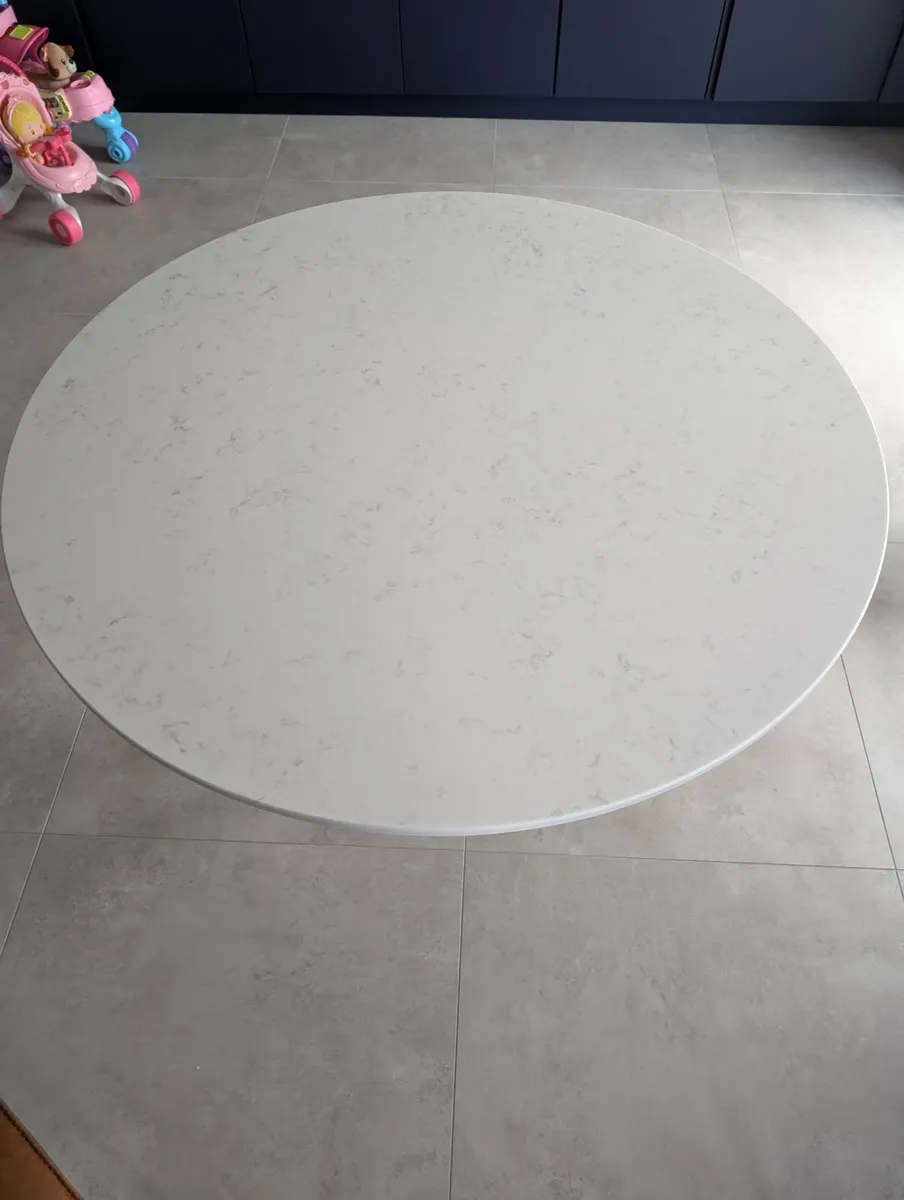 Kitchen/Dining Table - Image 3