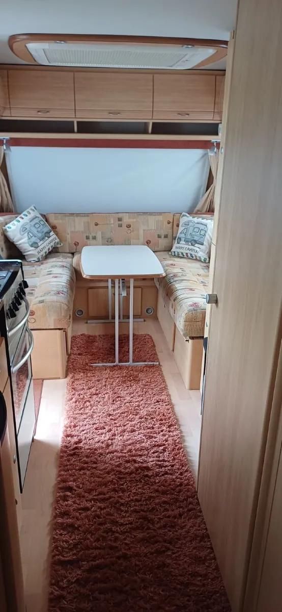 Caravan - Image 2