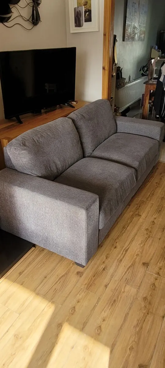 Couch - Image 3