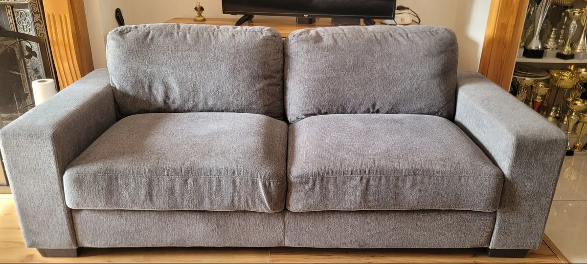 Couch - Image 1