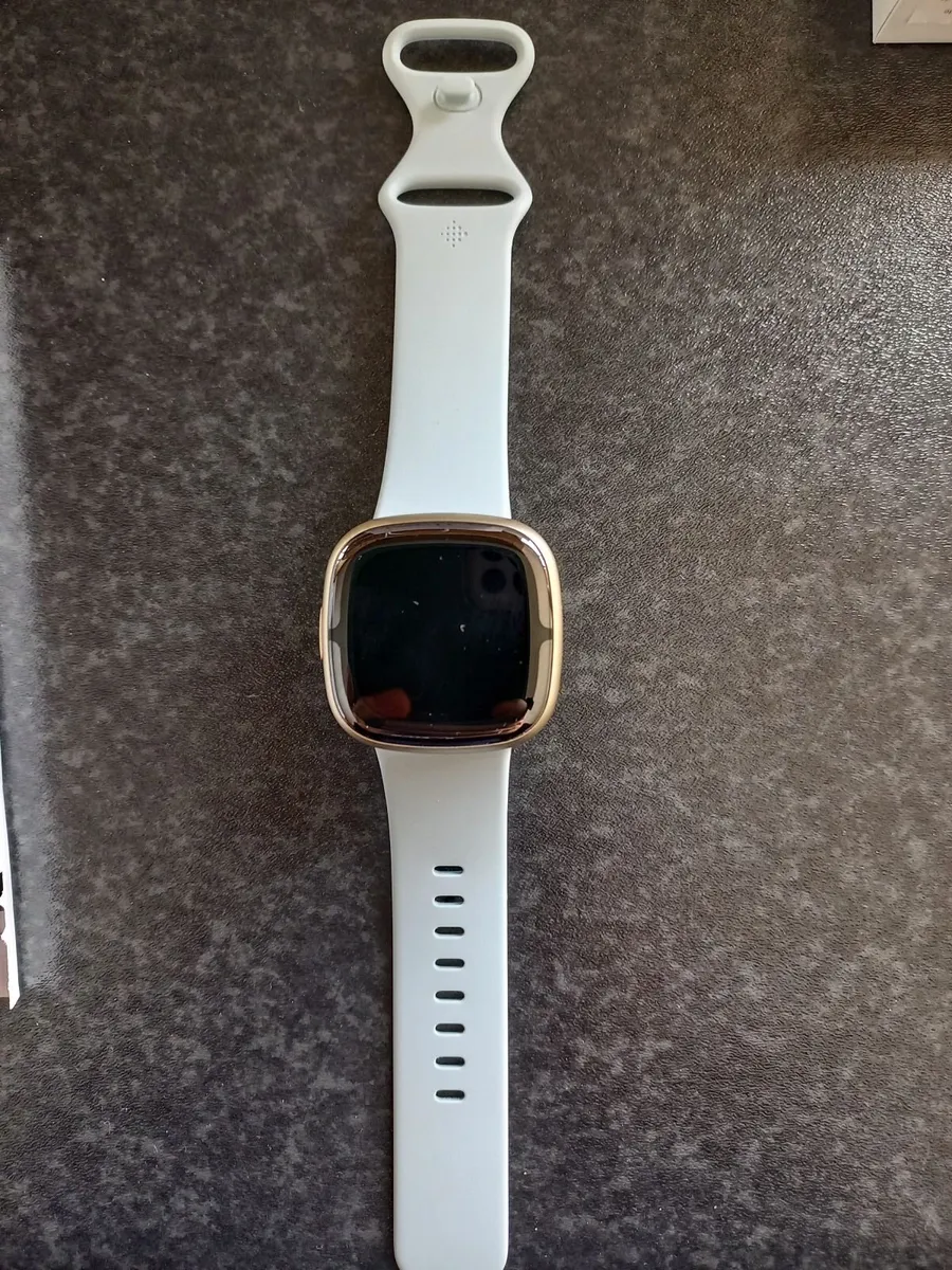 Fit bit - Image 1