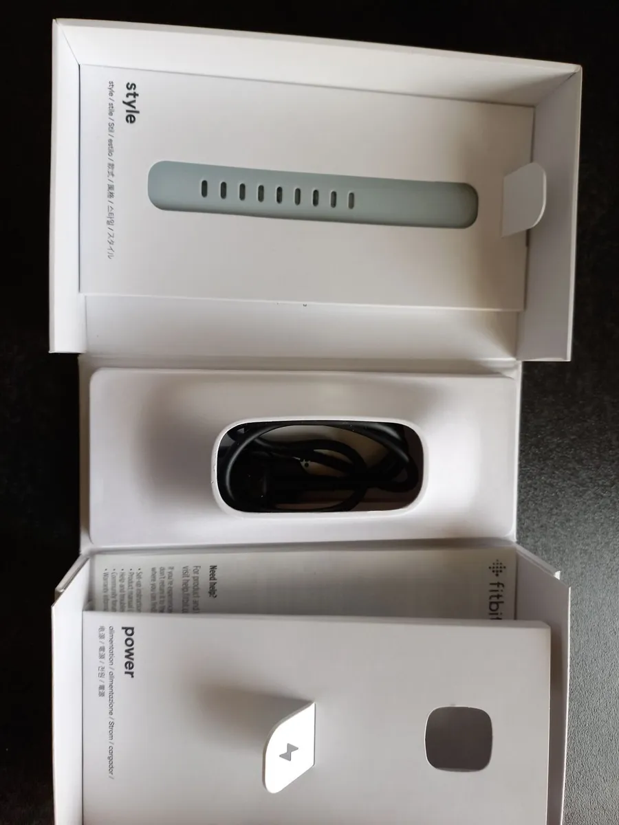 Fit bit - Image 2
