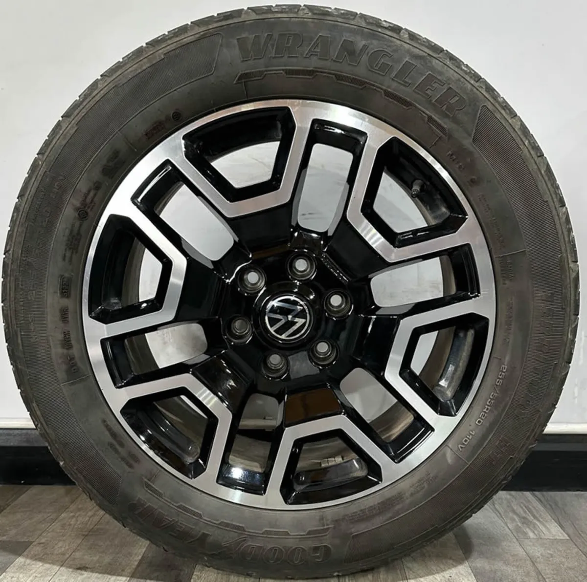 20" GENUINE AMAROK ALLOY WHEELS & GOODYEAR TYRES - Image 4