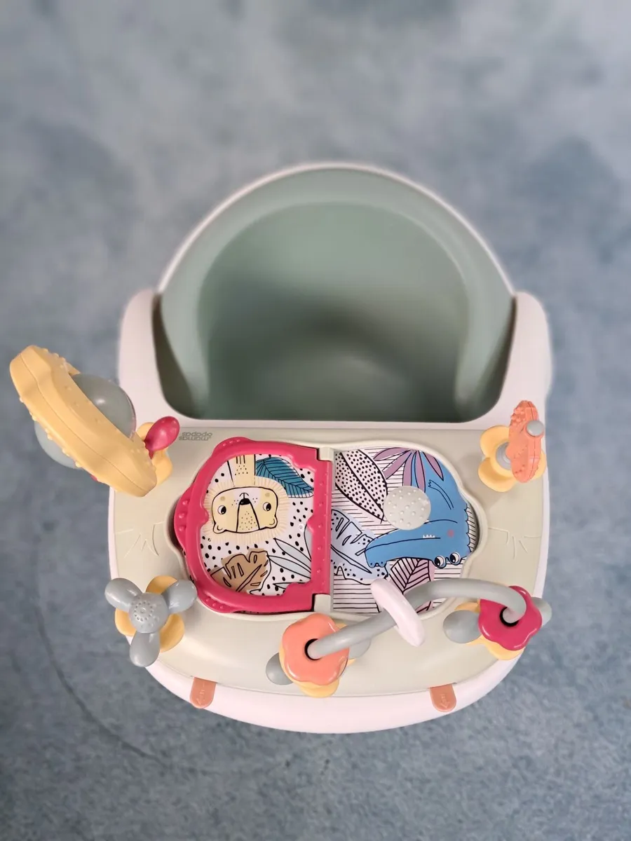 Mamas & Papas Snug Floor Seat with Activity Tray - Image 4