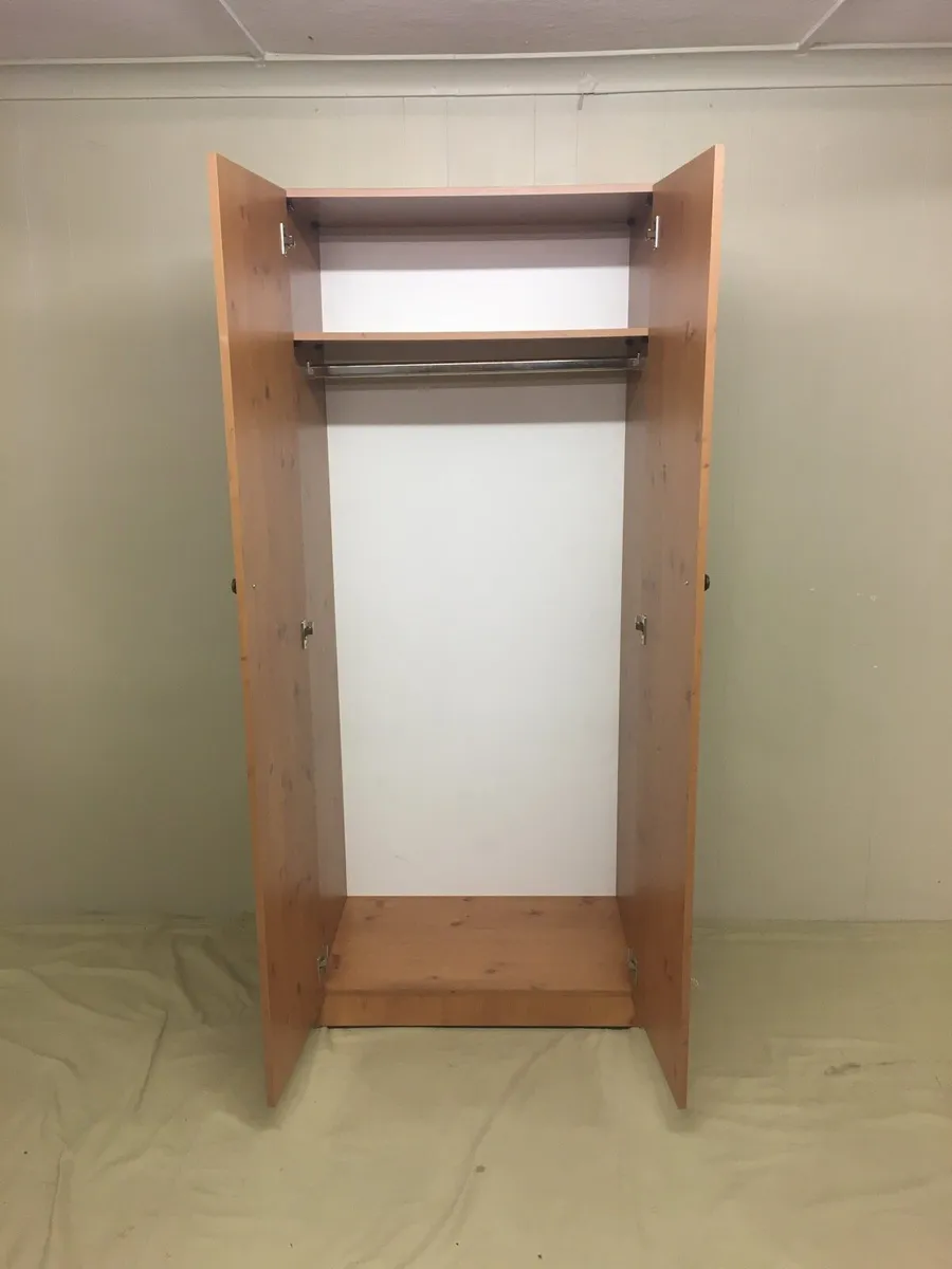 Wardrobe - Image 4